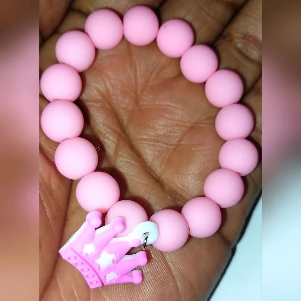 Pink Super Cute Hirls Beaded Bracelet - Picture 4 of 5